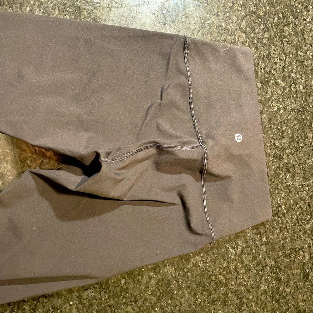 Lululemon Wunder Train Black Leggings - Size 4 Length 25”
